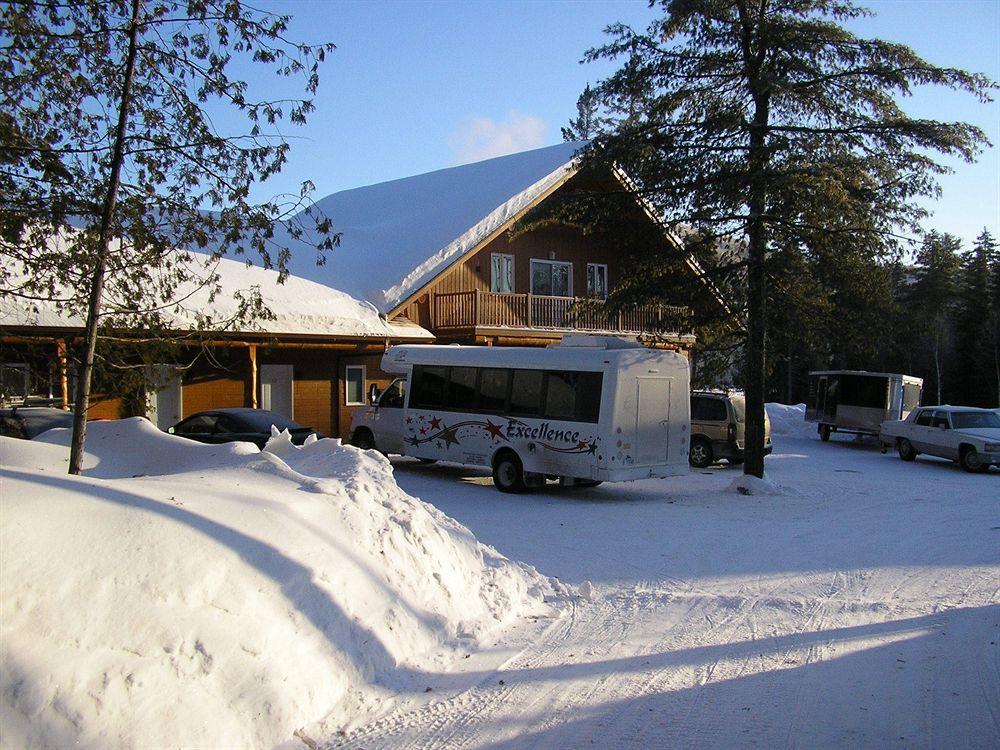 Motel Ours Bleu Lac-Saguay Kültér fotó