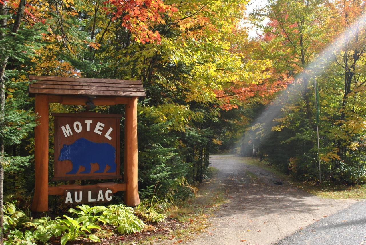 Motel Ours Bleu Lac-Saguay Kültér fotó